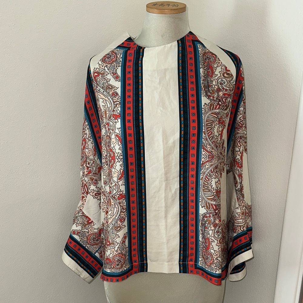 Gracia silky red navy print blouse small s